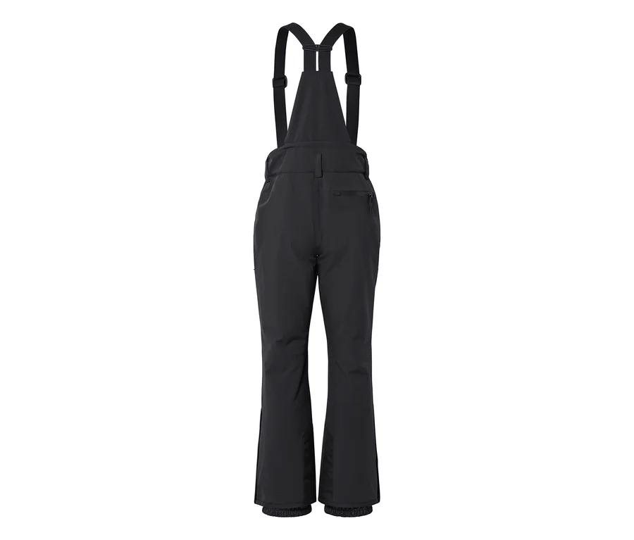 Salopette de ski noire avec bretelles réglables et une poche zippée. Les bas de pantalon ont des poignets élastiques.