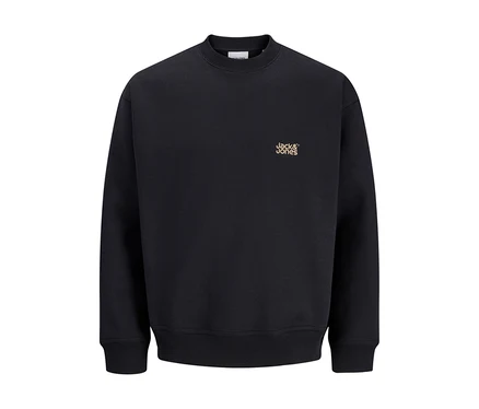 Pull noir Jack&Jones Colton avec un petit logo brodé sur la poitrine.