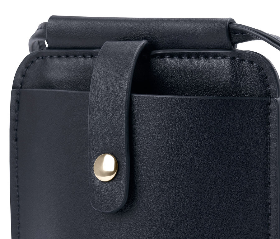 Détail d'une pochette pour téléphone portable.