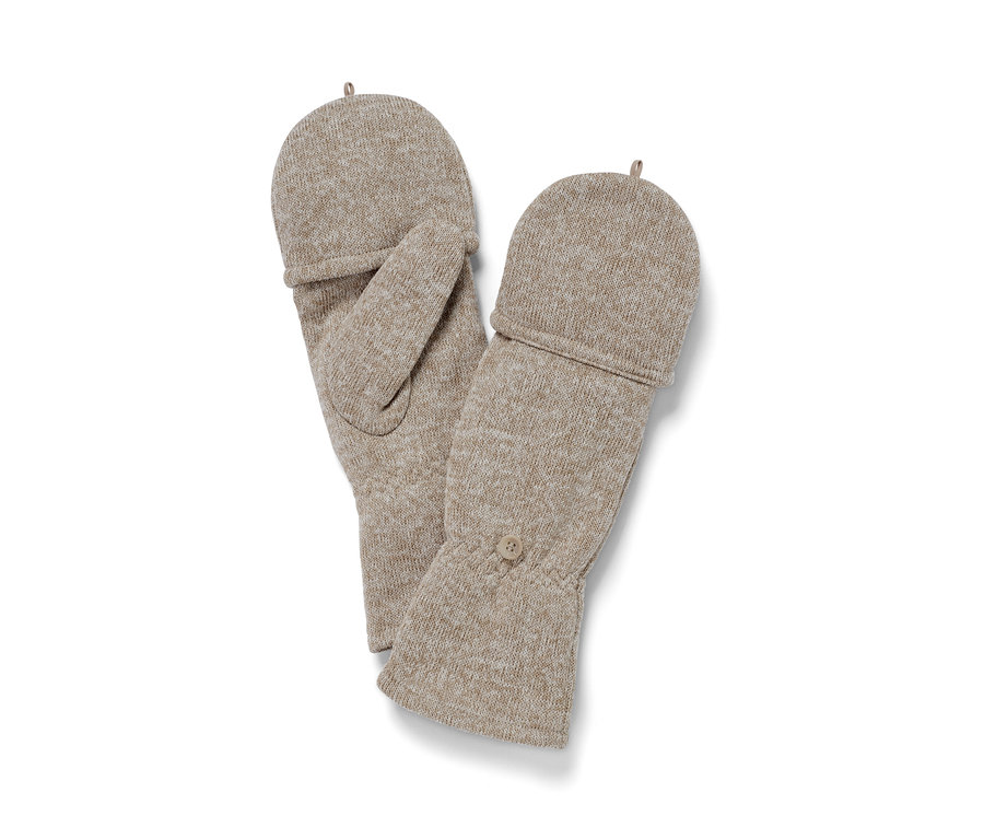 Deux mitaines avec moufles amovibles en maille polaire beige sont posées l'une à côté de l'autre.