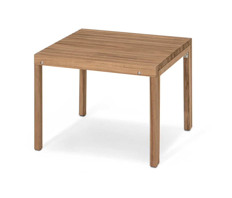 Une table basse en bois marron « Tinus ».