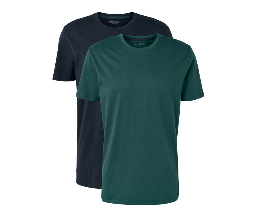 Deux t-shirts à encolure ronde, un bleu marine et un vert, sont posés l'un sur l'autre.