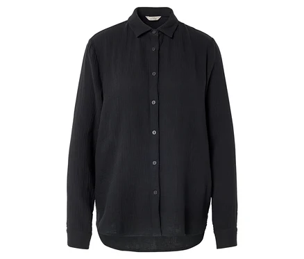 Chemise noire à manches longues avec boutons.