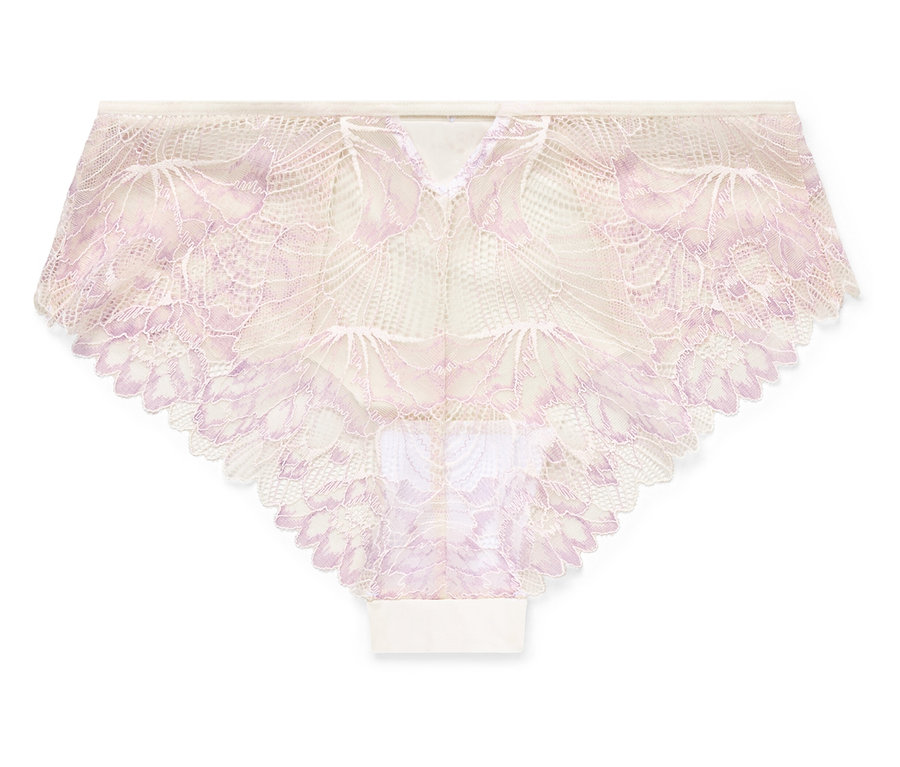 Gros plan d'une seule culotte à motif floral rose et blanc.