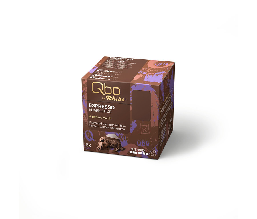 Paquet Qbo Flavoured Espresso Dark Choc marron foncé et violet avec 8 capsules à l'arôme de chocolat amer, intensité 7/10.