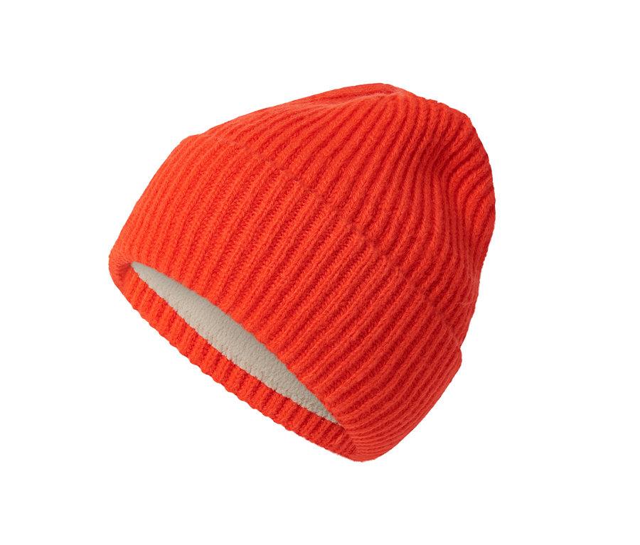 Bonnet en maille orange.