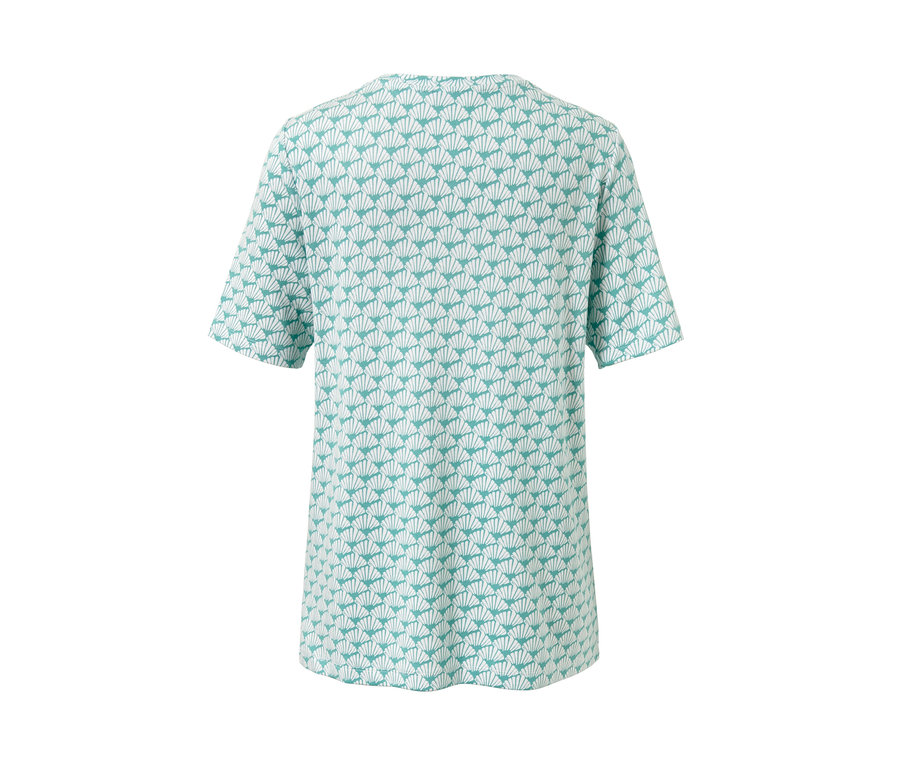 Gros plan d'une chemise en interlock avec un motif.
