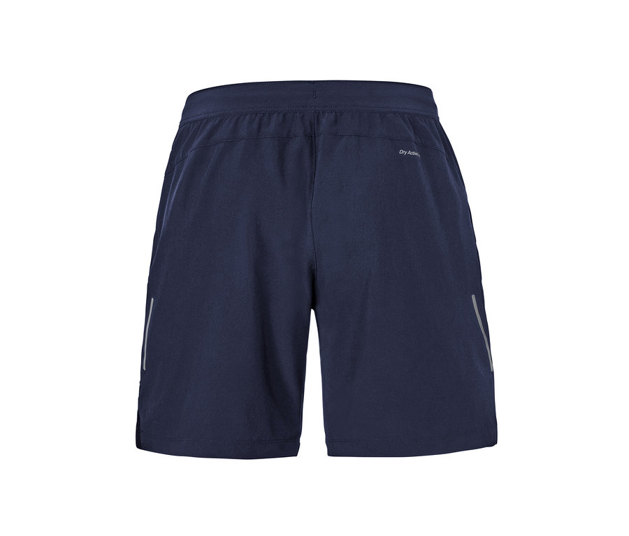 Gros plan sur l'arrière d'un short de sport.