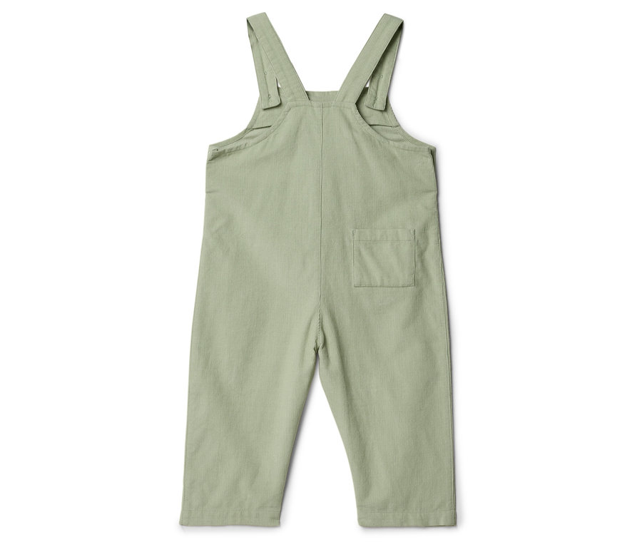 Salopette vert clair pour enfant avec poche arrière.