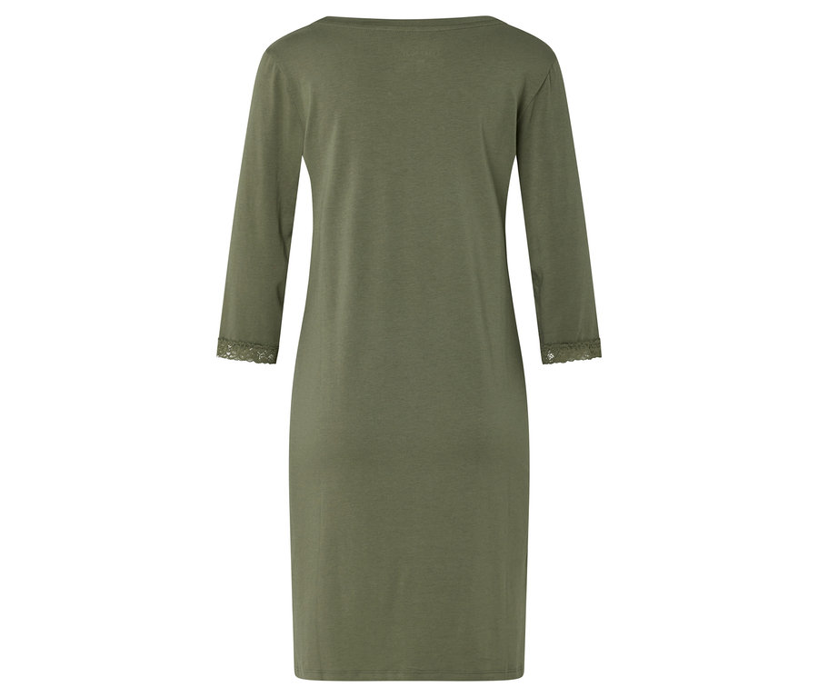 Vue arrière d'une chemise de nuit vert olive à manches longues et finitions en dentelle.