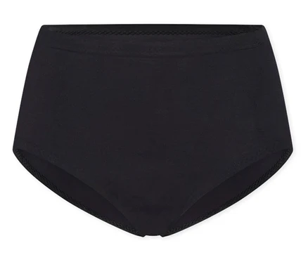 Slip maxi invisible SCHIESSER noir, posé à plat sur un fond blanc.
