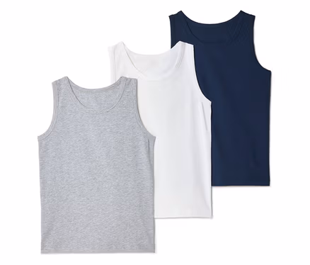 Trois débardeurs gris, blanc et bleu marine sont superposés. Les débardeurs ont une encolure arrondie.