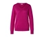Un pull en maille fine de laine mérinos rose avec un col en V, des manches longues et des poignets côtelés.