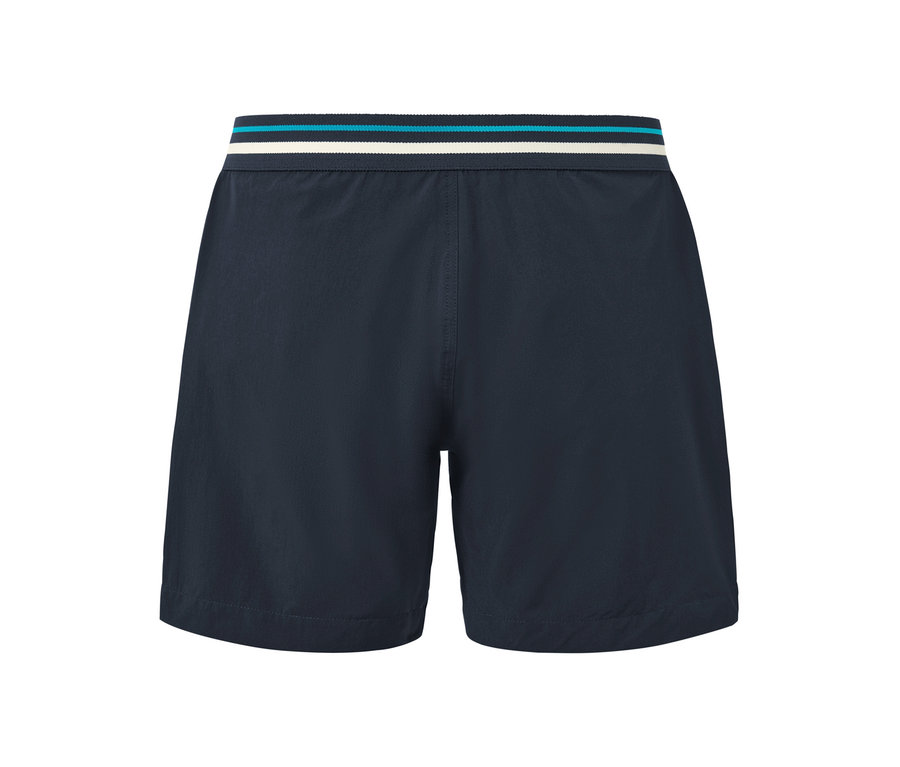 Short de bain bleu foncé avec ceinture rayée.