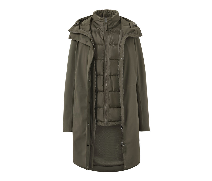 Un manteau de pluie 3-en-1 avec gilet de couleur vert olive est présenté.