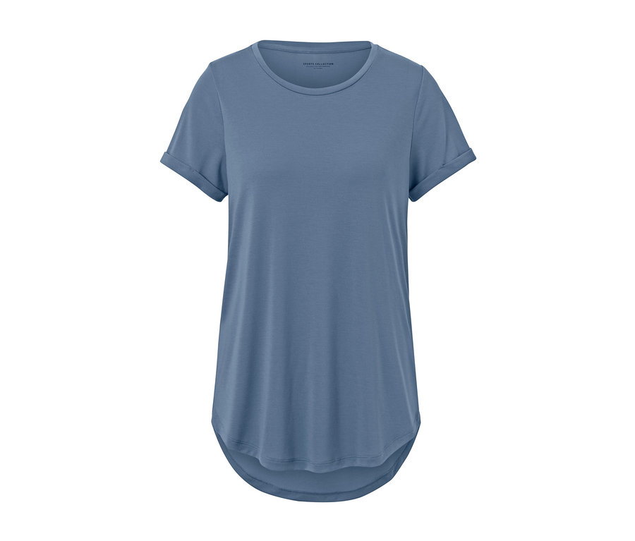 T-shirt long bleu pigeon à manches courtes.