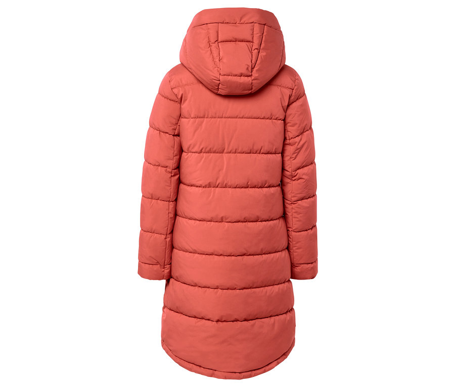 Vue arrière d'une longue doudoune à capuche corail.