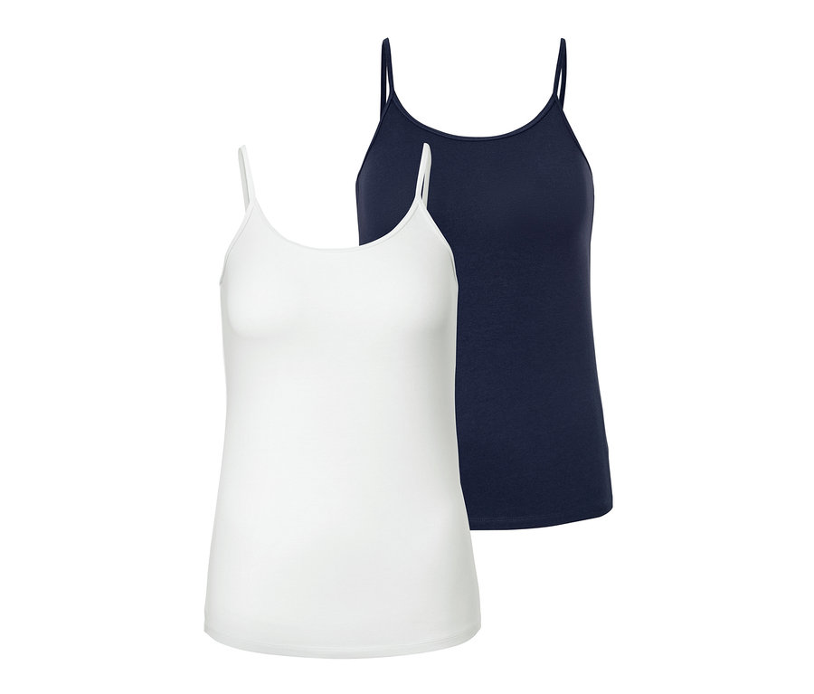 Deux caracos, un blanc et un bleu marine.