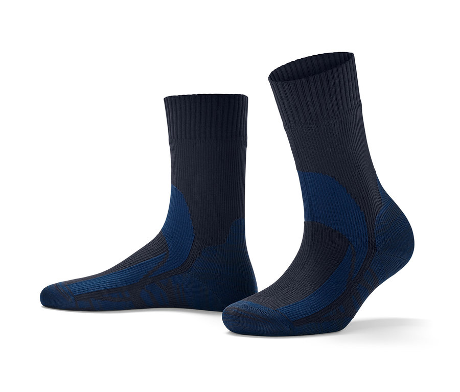 Deux paires de chaussettes étanches.