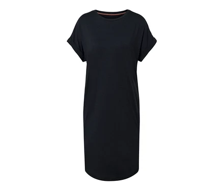 Robe d’extérieur bleu marine.