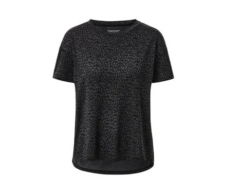 Un t-shirt de sport anthracite avec un motif léopard.