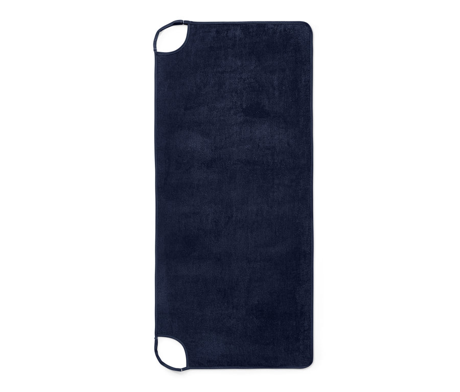 Robe-linge de toilette bleu foncé sur fond blanc.