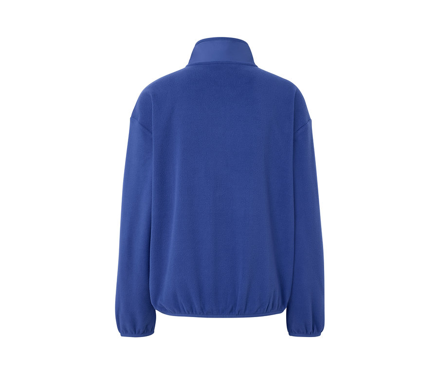 Pull en polaire bleu.