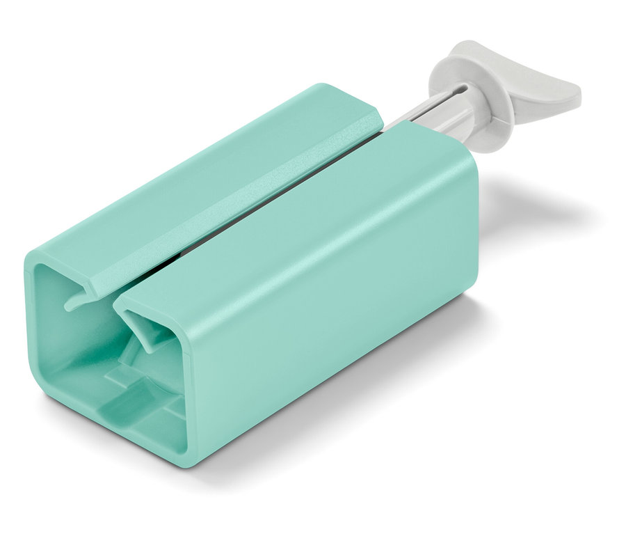 Presse-tube bleu clair avec poignée blanche sur fond blanc.