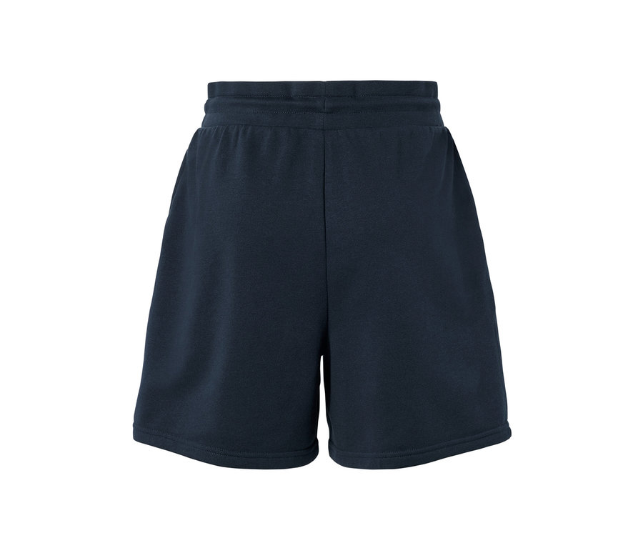 Short molletonné bleu marine.