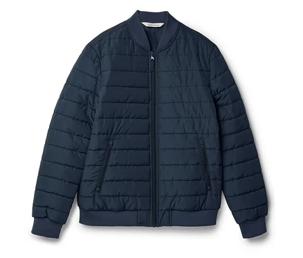 Veste matelassée marine zippée avec poches.