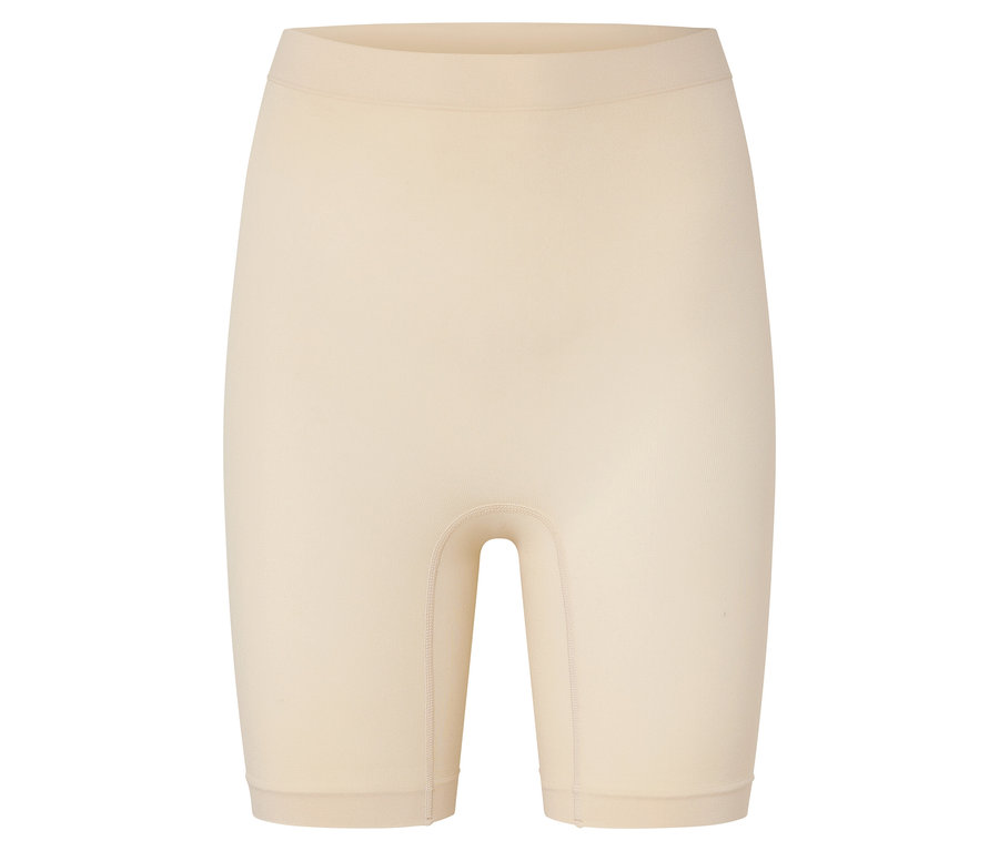 Shorty shapewear beige sur fond blanc.
