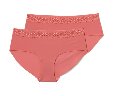 Deux culottes abricot Magic Cut.