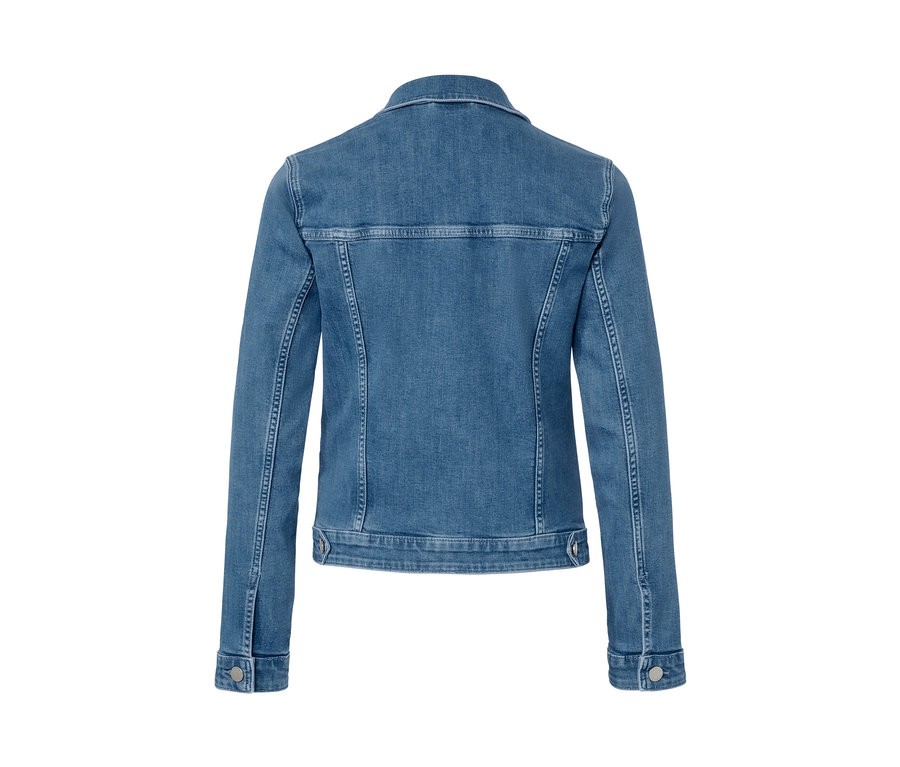 Vue détaillée de l'arrière d'une veste en jean.