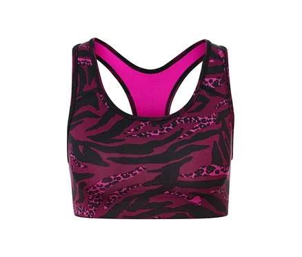 Gros plan d'une brassière de sport avec un imprimé animalier.