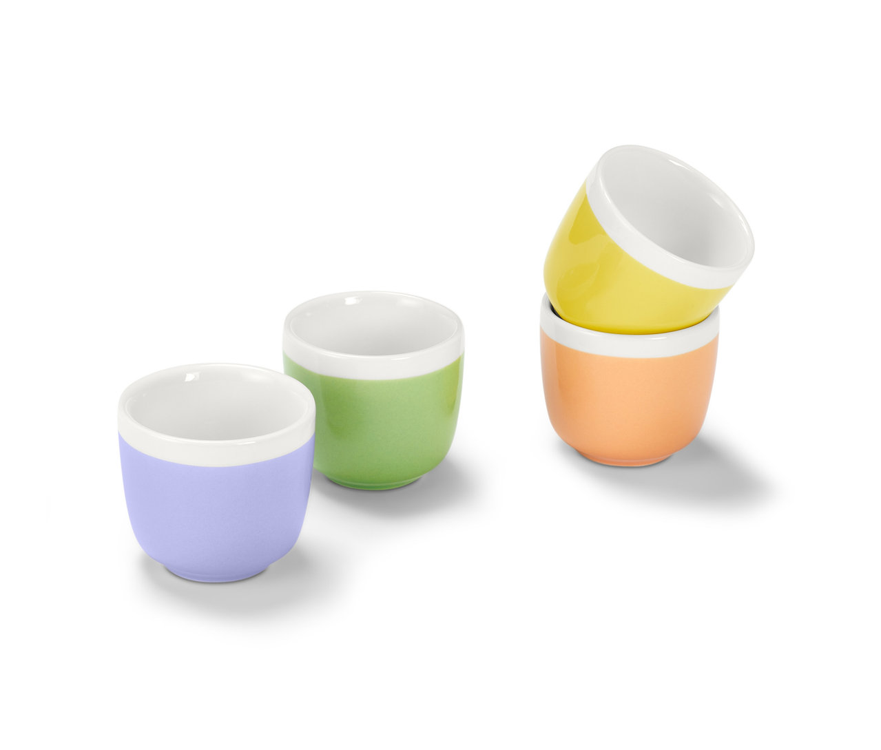 Quatre coquetiers: violet, vert, orange et jaune.