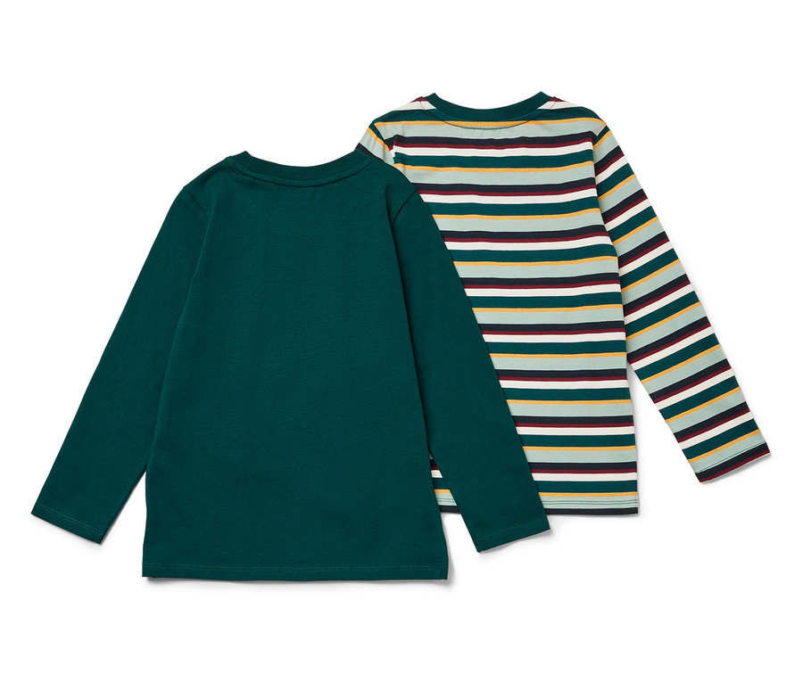 Deux t-shirts à manches longues : un vert uni et un rayé.