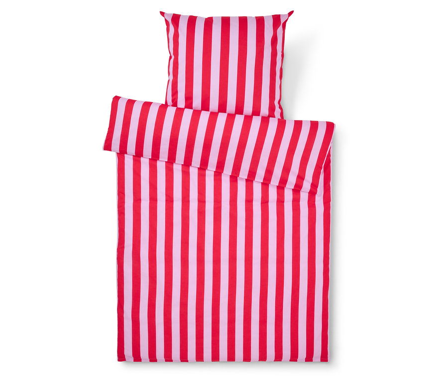Ensemble de literie à rayures rouges et roses pâles, comprenant une taie d'oreiller et une housse de couette.