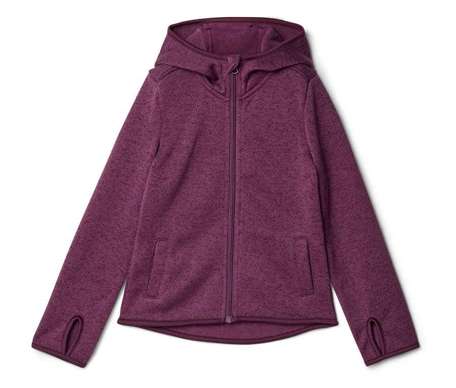 Une veste en polaire violette avec capuche, fermeture éclair et trous pour les pouces est posée sur un fond blanc.