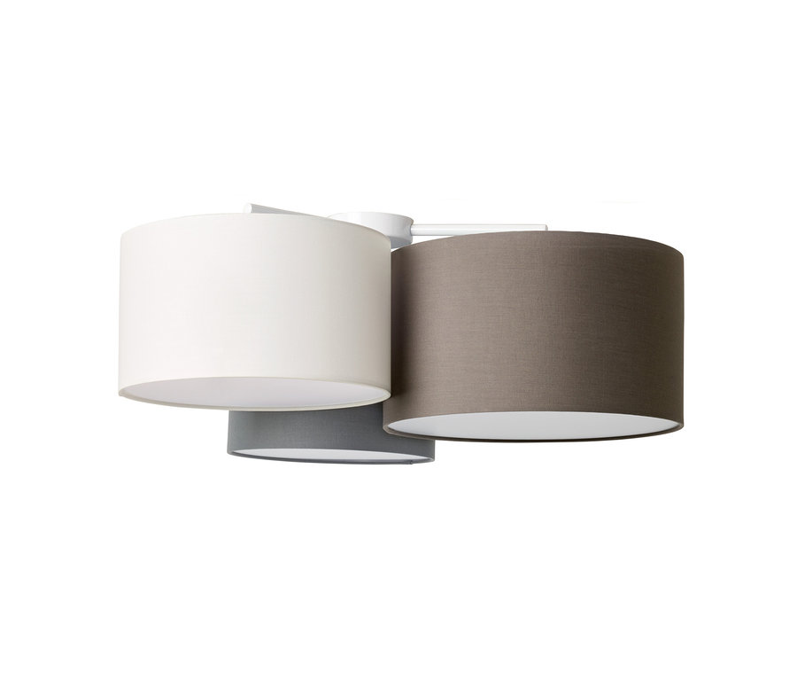 Plafonnier avec trois abat-jour cylindriques en tissu blanc, gris foncé et gris clair.