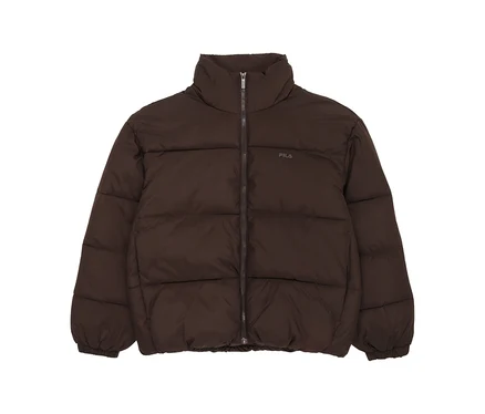 Veste matelassée FILA marron pour femme avec col montant, fermeture éclair et logo sur la poitrine.