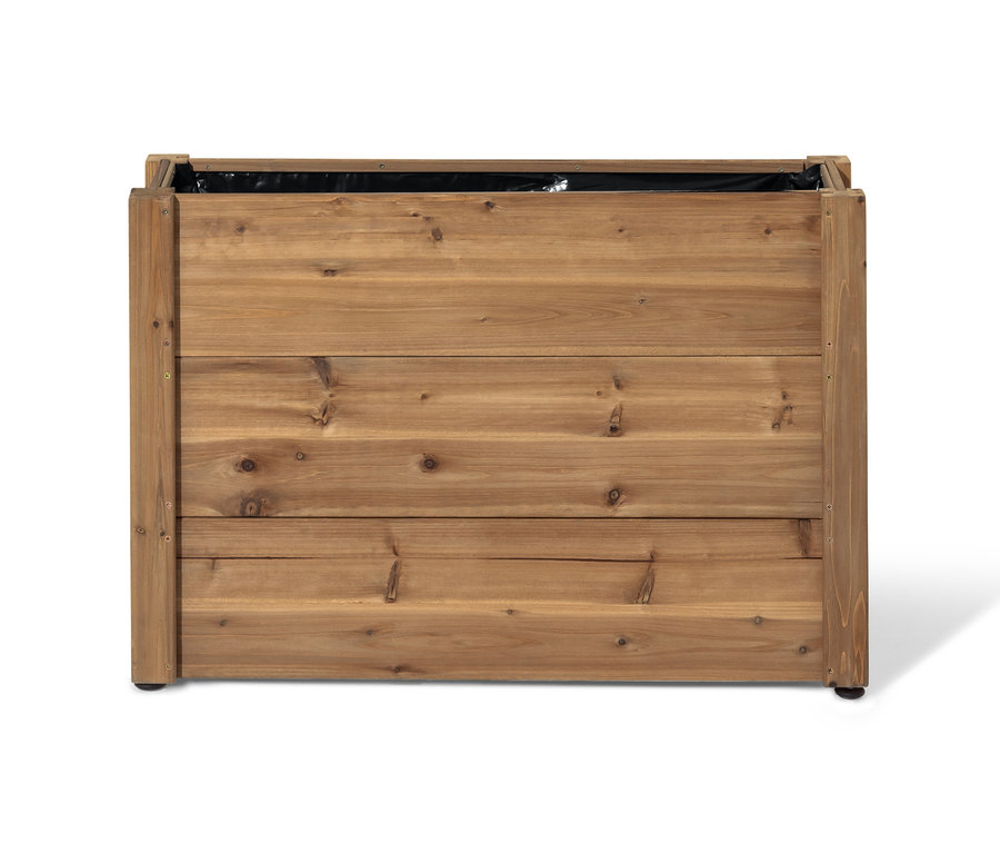 Gros plan d'une jardinière en escalier à 3 niveaux « Tinus » en bois marron.