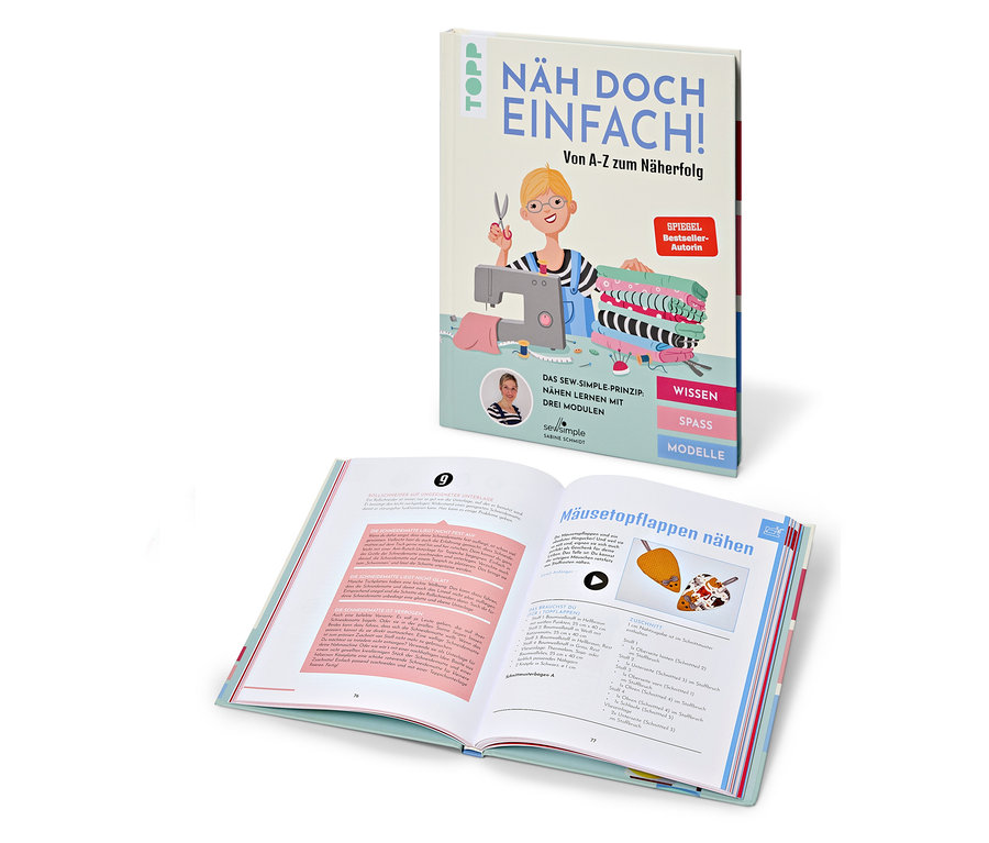 Le livre « Näh doch einfach » ouvert à côté du livre « Näh doch einfach » debout.