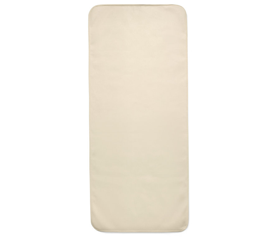 Tapis beige rectangulaire aux coins arrondis sur fond blanc.
