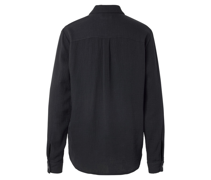 Vue arrière d'une chemise noire à manches longues avec col et boutonnière.