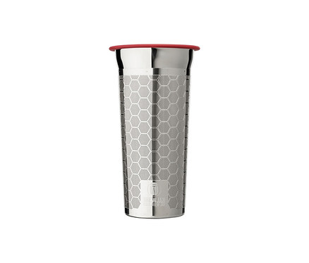 Un bocal pour infuser le café à froid « BrewJar » en acier inoxydable avec un couvercle rouge.