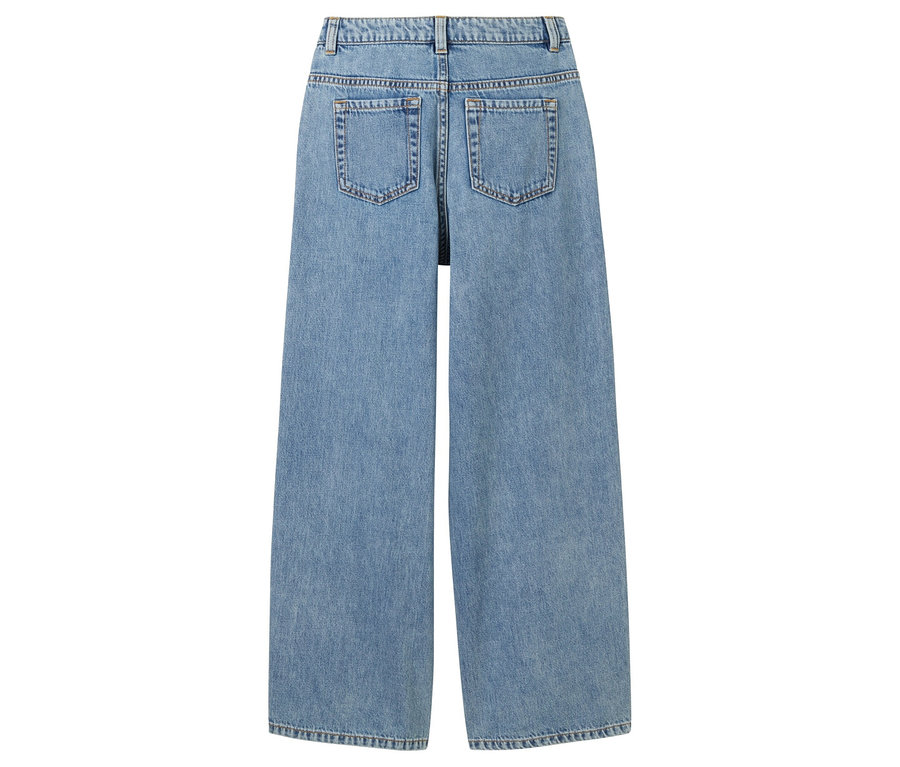 Vue arrière d'un jean large bleu clair.