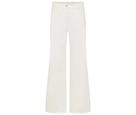 Un pantalon à pattes d'éléphant crème est posé sur un fond blanc.
