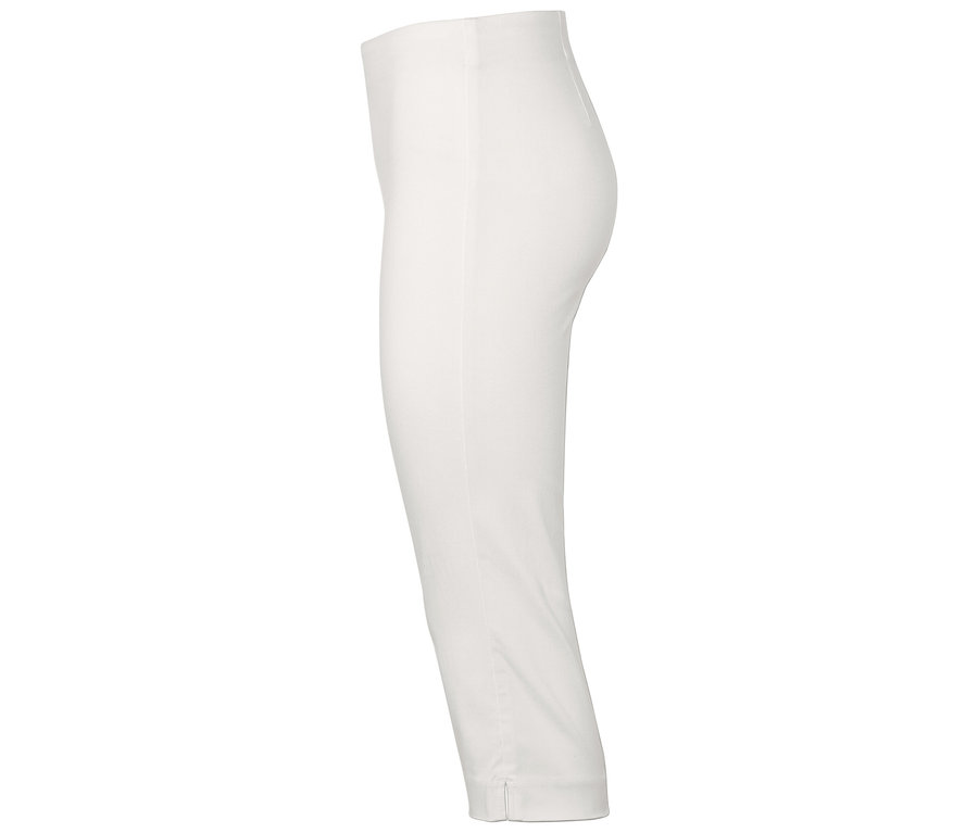 Pantalon en tissu blanc sur fond blanc.