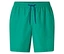 Shorts verts avec cordons bleus.