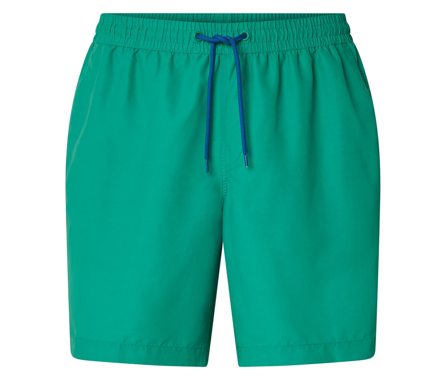 Shorts verts avec cordons bleus.